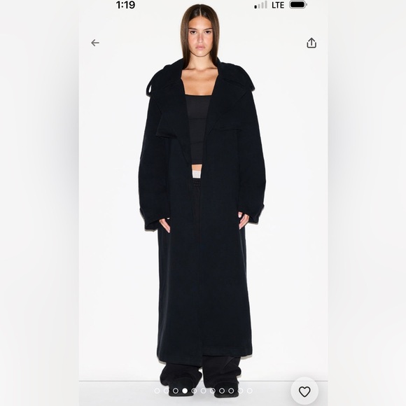 SKIMS Black Fleece Trench Coat - Picture 3 of 7